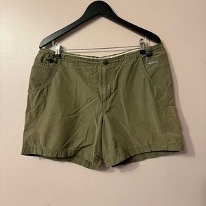 Columbia Outdoor Shorts Drawstring Waist Green Women Size L